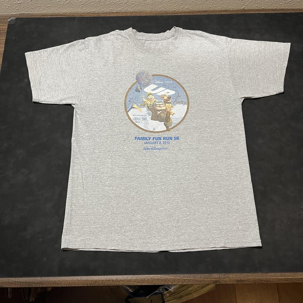 Disney Pixar Up Shirt Mens Large Family Fun Run 5K Walt Disney World 2010 Tee